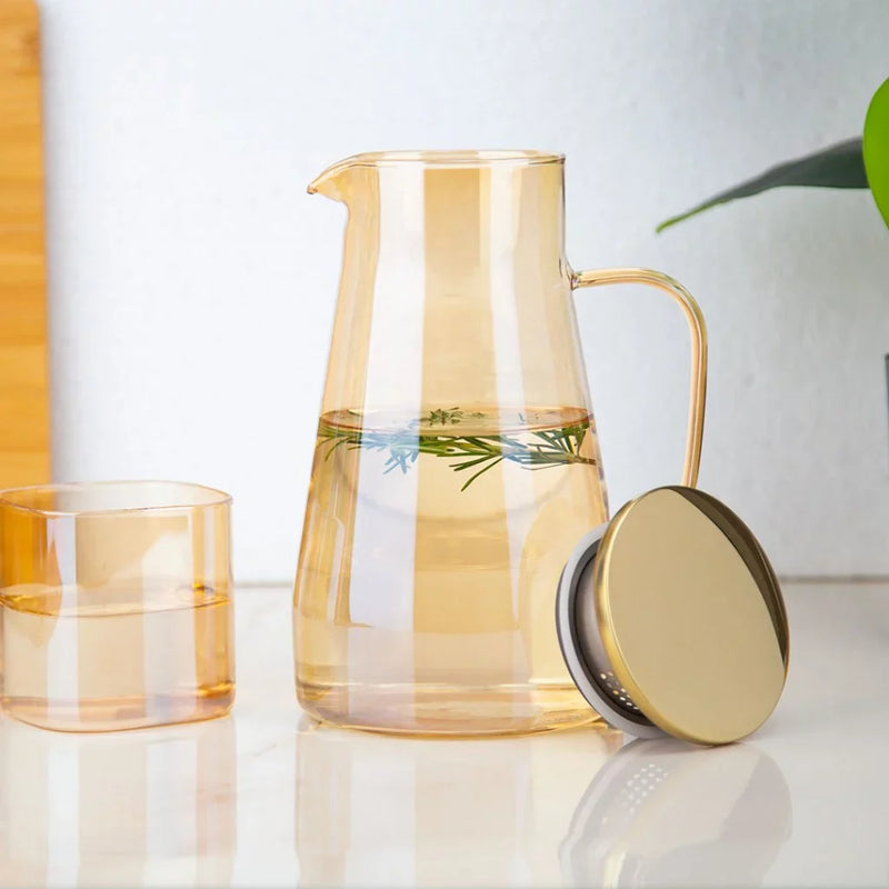 Jarra de Vidro Ambar com Tampa de Inox e Vedação de Silicone